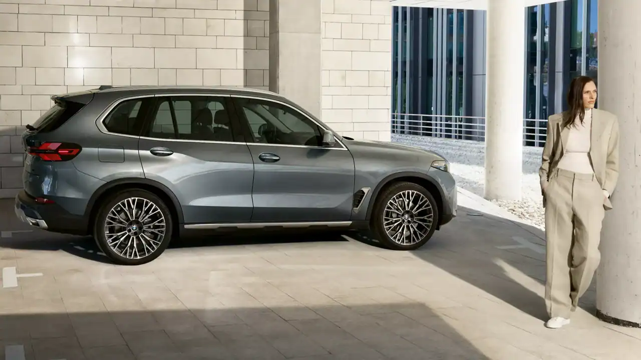 BMW'den Eylül Ayına Özel Sıfır Otomobil Kredi Kampanyası ve Fiyat Listesi 4 BMW'den Eylül Ayına Özel Sıfır Otomobil Kredi Kampanyası ve Fiyat Listesi görsel 2