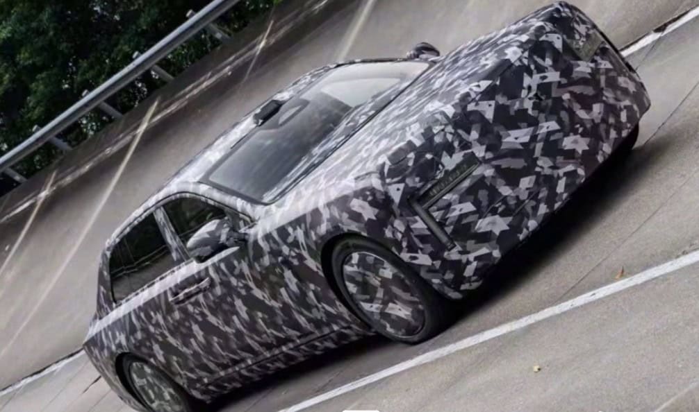 BYD'nin Yeni Amiral Gemisi Yangwang, Lüks Liginde Rolls-Royce'a Meydan Okuyor 5 BYD'nin Yeni Amiral Gemisi Yangwang, Lüks Liginde Rolls-Royce'a Meydan Okuyor görsel 3