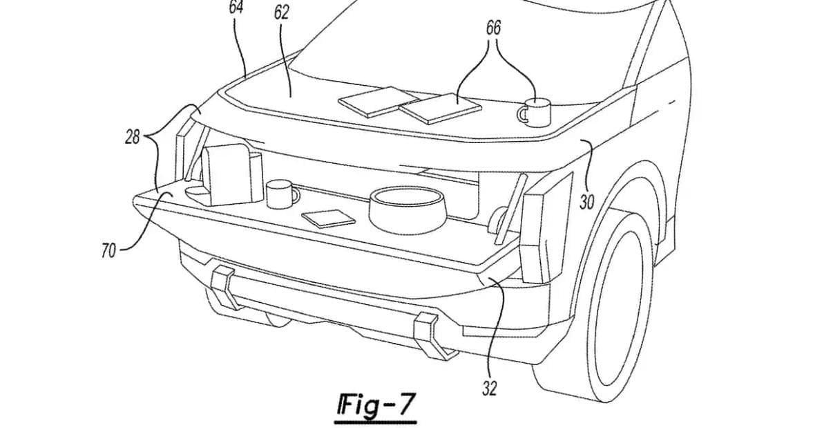 Ford'dan Elektrikli Araçlar İçin Şaşırtıcı Patent: Ön Bagajda Katlanabilir Ekran 5 Ford'dan Elektrikli Araçlar İçin Şaşırtıcı Patent: Ön Bagajda Katlanabilir Ekran görsel 3