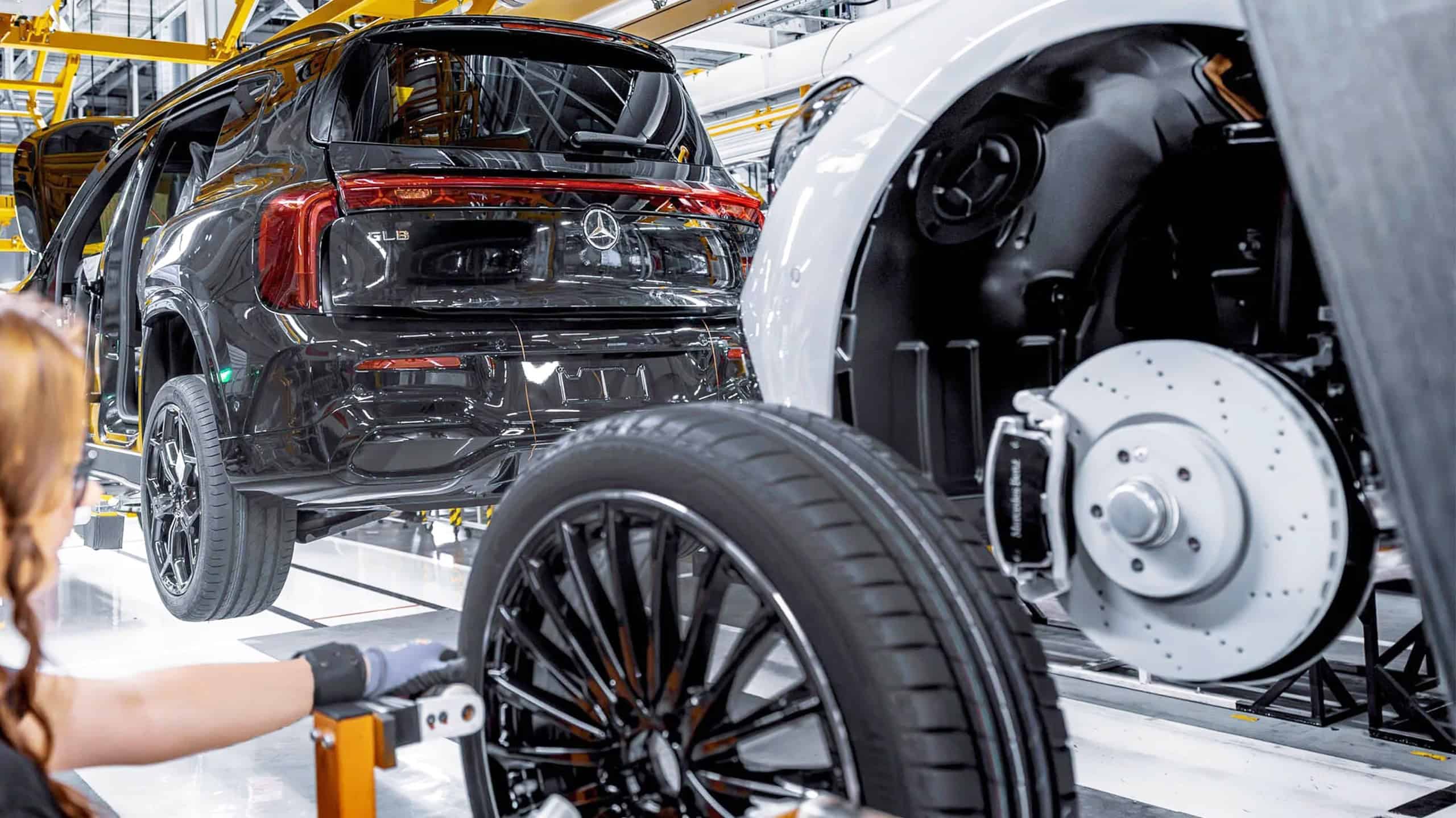 Mercedes-Benz Almanya'daki İki Fabrikasını Kapatma Tehlikesiyle Karşı Karşıya 5 Mercedes-Benz Almanya'daki İki Fabrikasını Kapatma Tehlikesiyle Karşı Karşıya görsel 3