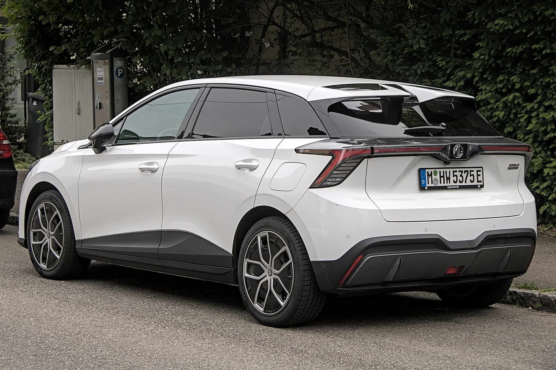 MG4 İnceleme: Türkiye'de Elektrikli Hatchback Gerçeği 5 MG4 2024+ inceleme görseli 3