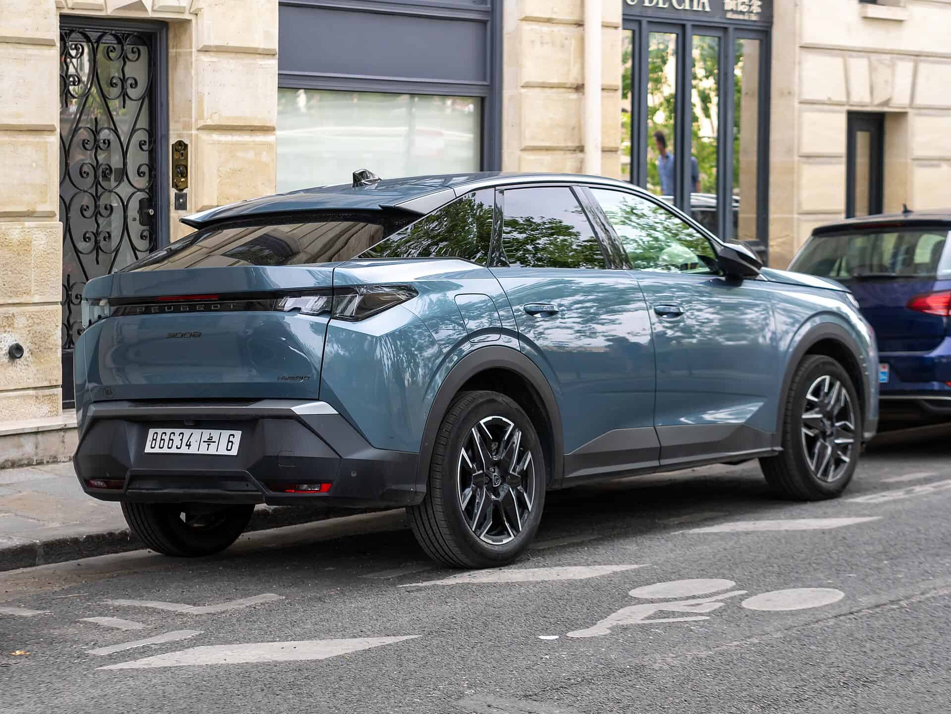 Opel Grandland mi Peugeot 3008 mi? 2026 Kapsamlı Karşılaştırma 4 Peugeot 3008 2026 karşılaştırma görseli
