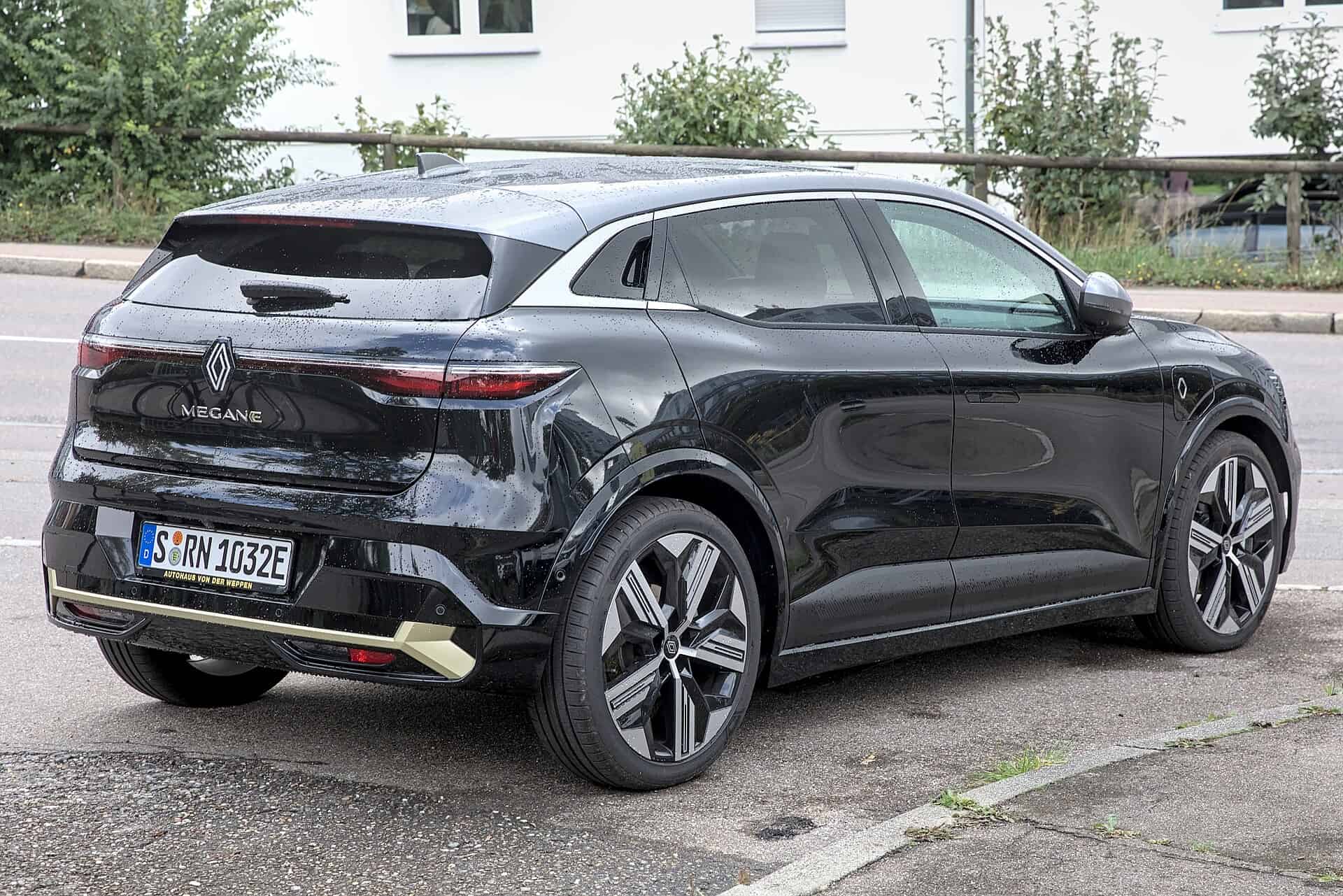 Renault Megane E-Tech 2024+ inceleme görseli 6