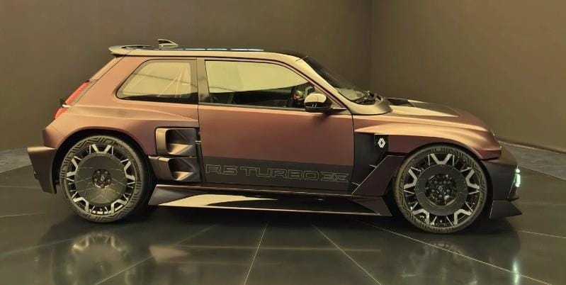160 Bin Euroluk Elektrikli Renault 5 Turbo 3E'ye Büyük İlgi: Üretimin Yarısı Rezerve Edildi görsel 4