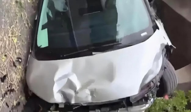 Ağır Hasarlı Xpeng X9 Kazasında Hava Yastıkları Açılmadı: Üreticiden Açıklama 5 Ağır Hasarlı Xpeng X9 Kazasında Hava Yastıkları Açılmadı: Üreticiden Açıklama görsel 3