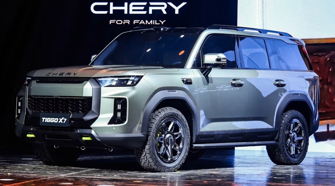 Chery Arazi Odaklı Yeni SUV Modeli Tiggo X7'yi Tanıttı 6 Chery Arazi Odaklı Yeni SUV Modeli Tiggo X7'yi Tanıttı görsel 4