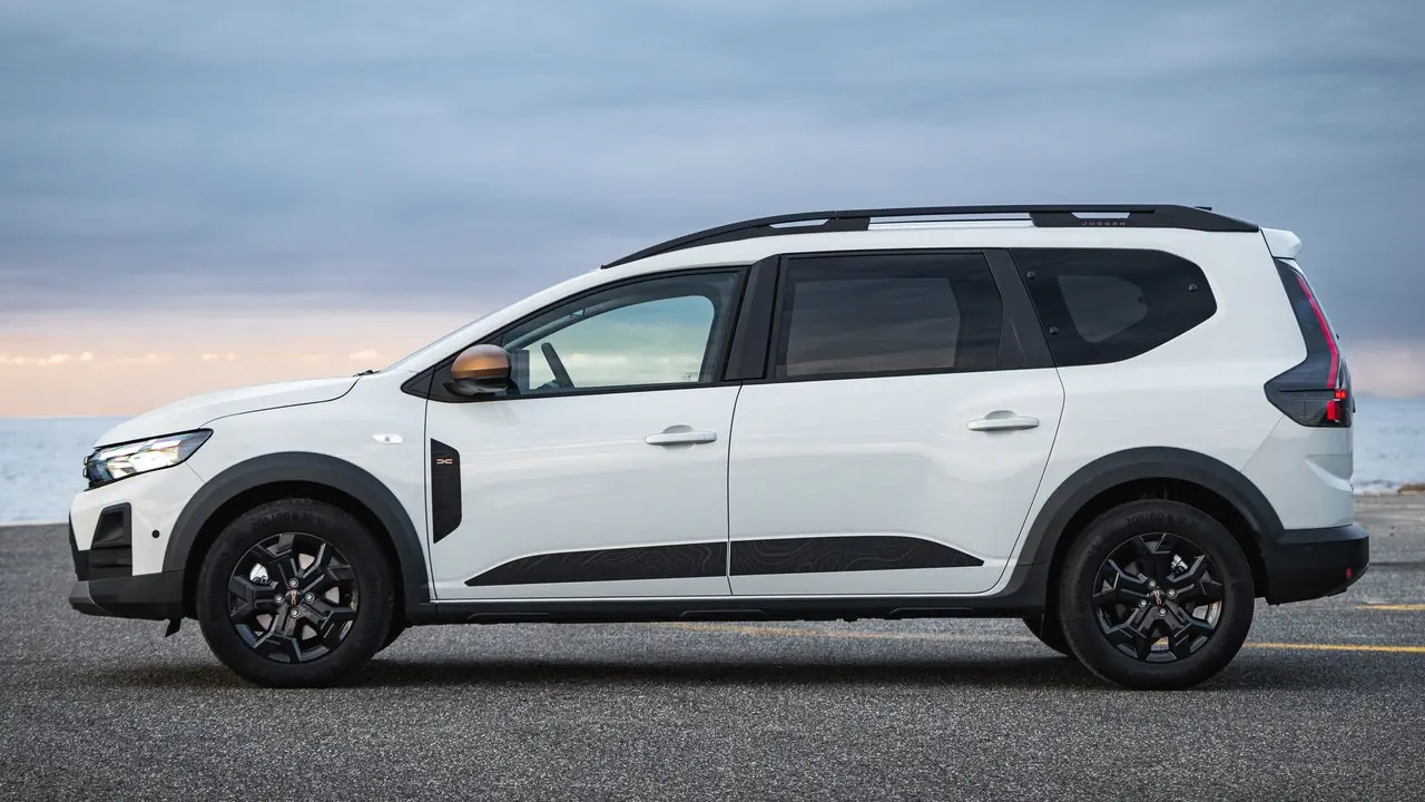 Dacia’dan Ekim Ayında Dikkat Çeken Sıfır Araç Fiyatları ve Kampanyaları 5 Dacia’dan Ekim Ayında Dikkat Çeken Sıfır Araç Fiyatları ve Kampanyaları görsel 3