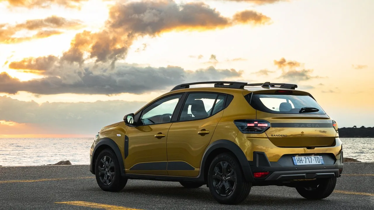 Dacia’dan Ekim Ayında Dikkat Çeken Sıfır Araç Fiyatları ve Kampanyaları 4 Dacia’dan Ekim Ayında Dikkat Çeken Sıfır Araç Fiyatları ve Kampanyaları görsel 2