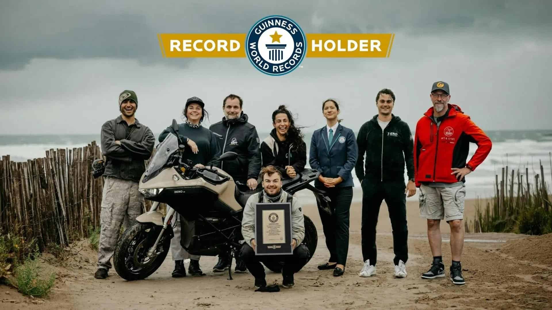 Elektrikli Motosikletlerde Menzil Rekoru Yeniden Yazıldı: Tek Şarjla 436 Kilometre 5 Elektrikli Motosikletlerde Menzil Rekoru Yeniden Yazıldı: Tek Şarjla 436 Kilometre görsel 3