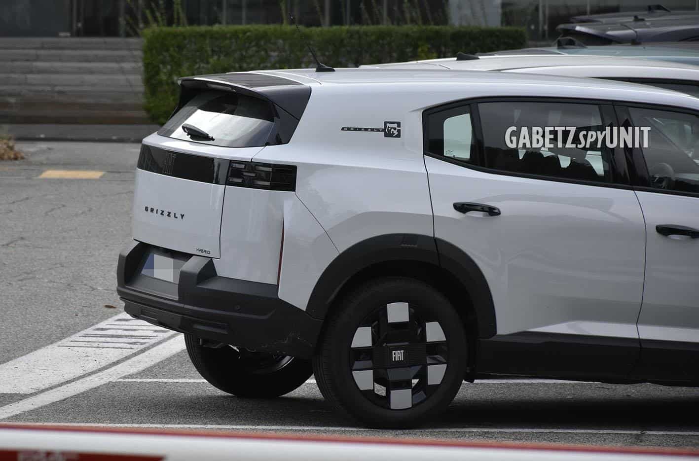 Fiat Grizzly’nin Bütçe Dostu Giriş Versiyonu Kamuflajsız Görüntülendi 5 Fiat Grizzly’nin Bütçe Dostu Giriş Versiyonu Kamuflajsız Görüntülendi görsel 3