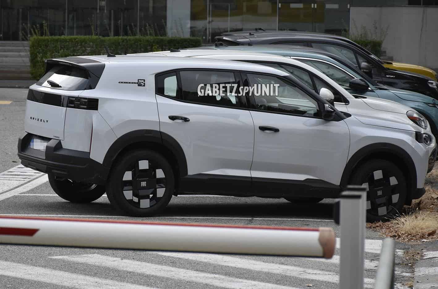 Fiat Grizzly’nin Bütçe Dostu Giriş Versiyonu Kamuflajsız Görüntülendi 4 Fiat Grizzly’nin Bütçe Dostu Giriş Versiyonu Kamuflajsız Görüntülendi görsel 2