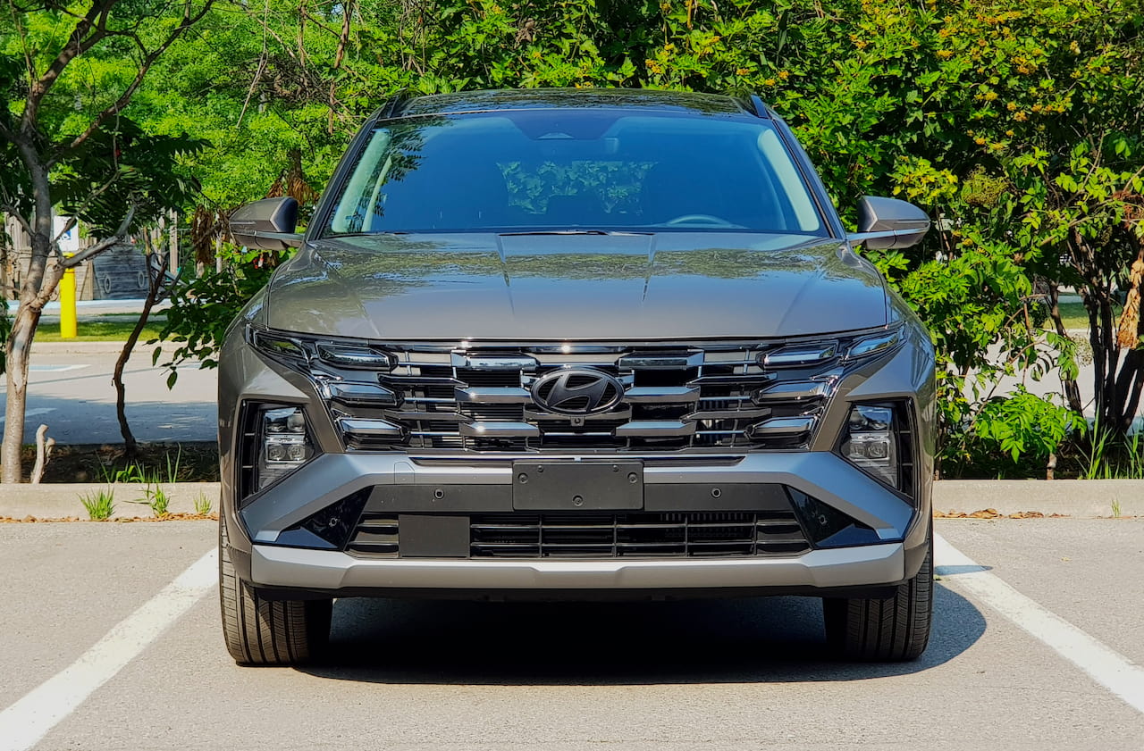 Kia Sportage mı Hyundai Tucson mu? 2026 C-SUV Kıyaslaması 4 Hyundai Tucson güncel kasa dış görünüm