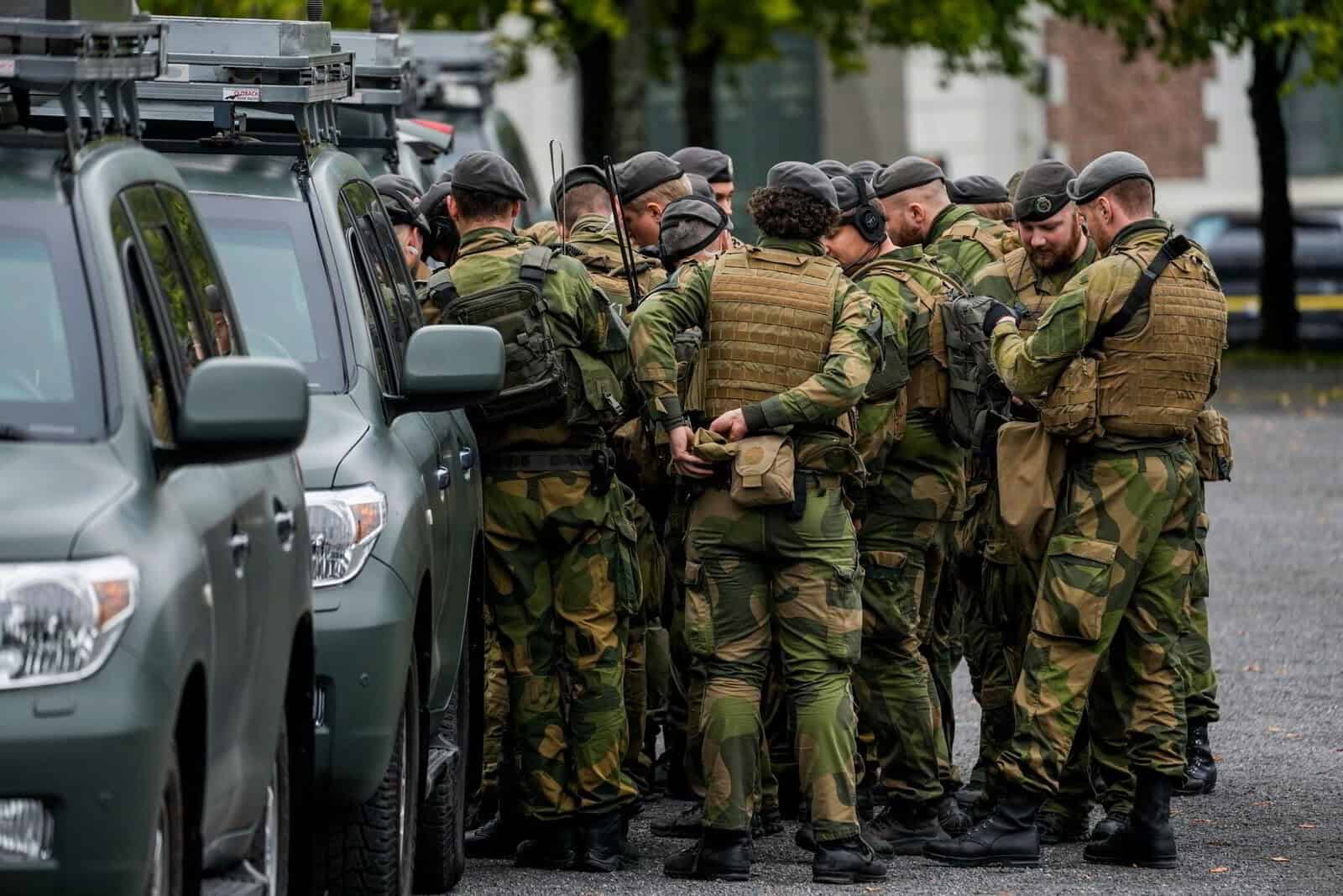 Norveç Ordusunun Tatbikatında Çinli Otomobil Şoku: Güvenlik Kodları Kaydedildi 4 Norveç Ordusunun Tatbikatında Çinli Otomobil Şoku: Güvenlik Kodları Kaydedildi görsel 2