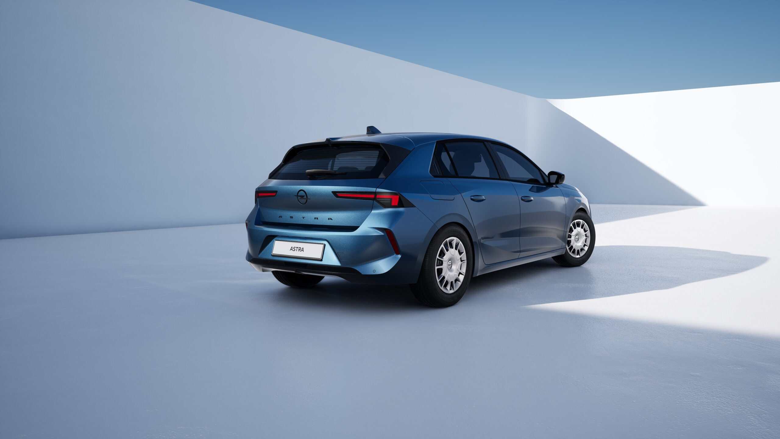 Opel Astra Start: Yeni Giriş Donanımıyla Fiyatlar 2 Bin Euro Daha Uygun 5 Opel Astra Start: Yeni Giriş Donanımıyla Fiyatlar 2 Bin Euro Daha Uygun görsel 3