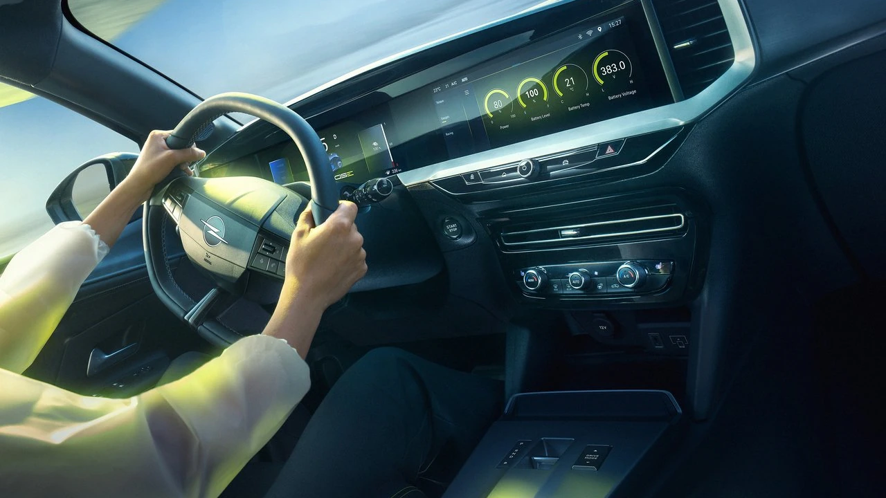 Opel'den Ekim Ayında Ticari Araçlara Sıfır Faiz ve Elektrikli Mokka'da Önemli İndirim 4 Opel'den Ekim Ayında Ticari Araçlara Sıfır Faiz ve Elektrikli Mokka'da Önemli İndirim görsel 2