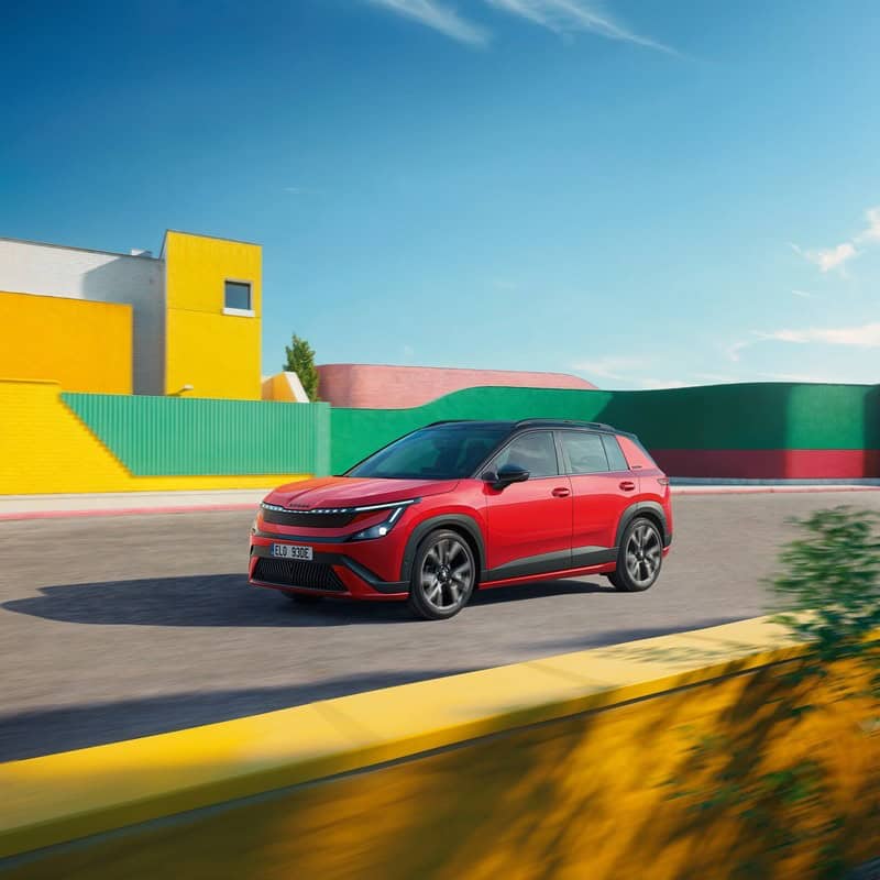 Skoda Epiq Sportline Sahne Aldı: 440 Kilometre Menzil ve Sportif Detaylar görsel 2