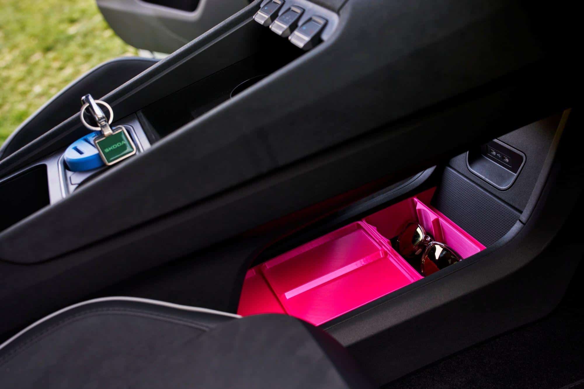 Skoda'dan Sürücülere Özel 3D Yazıcı Destekli Aksesuar Çözümü: Printly Clever 5 Skoda'dan Sürücülere Özel 3D Yazıcı Destekli Aksesuar Çözümü: Printly Clever görsel 3