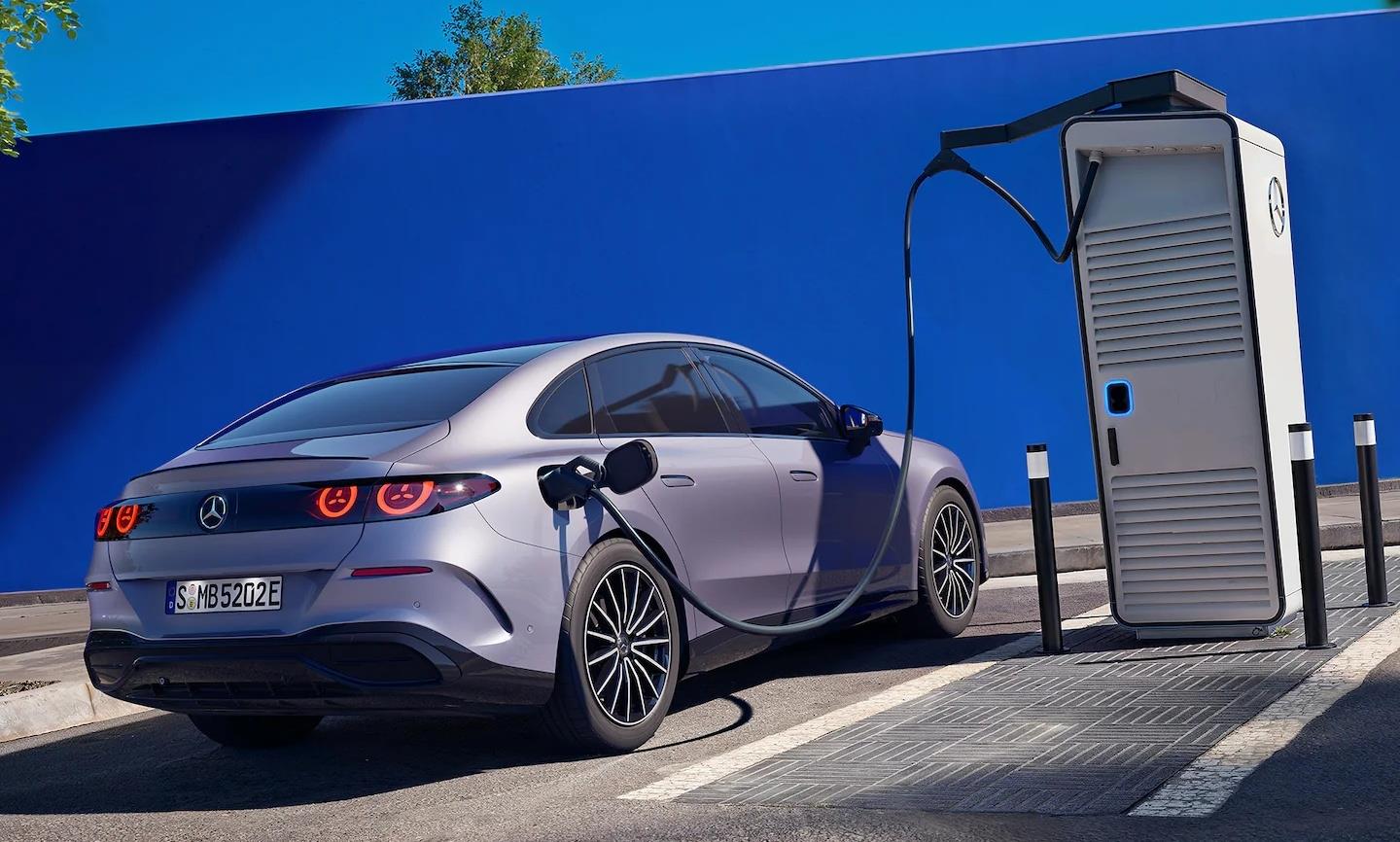 Tamamen Elektrikli Mercedes C-Serisi Türkiye'de: Fiyatı ve Özellikleri 6 Tamamen Elektrikli Mercedes C-Serisi Türkiye'de: Fiyatı ve Özellikleri görsel 4