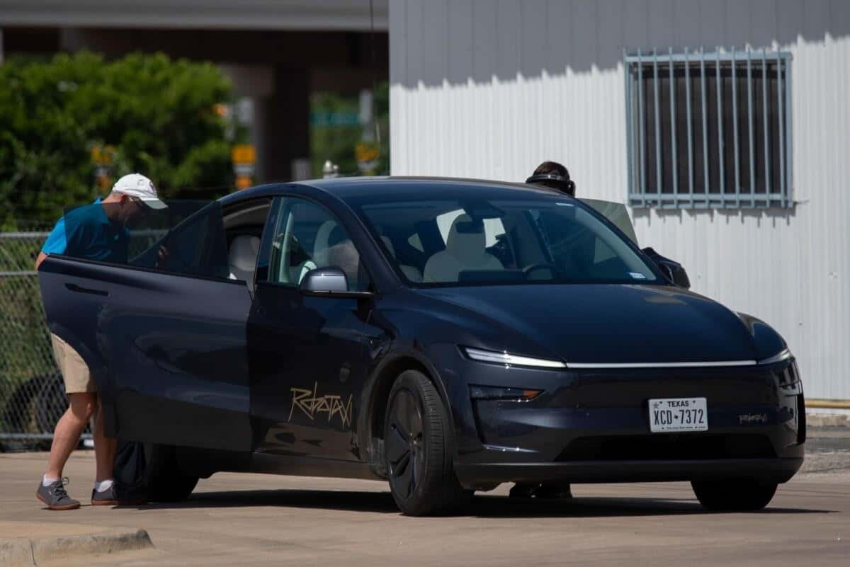 Tesla Kullanıcıları Araçlarını Ne Zaman Robotaksiye Dönüştürebilecek? 4 Tesla Kullanıcıları Araçlarını Ne Zaman Robotaksiye Dönüştürebilecek? görsel 2